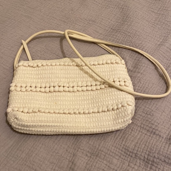 H&M Texture Weave Shoulder Bag . New - Picture 6 of 8